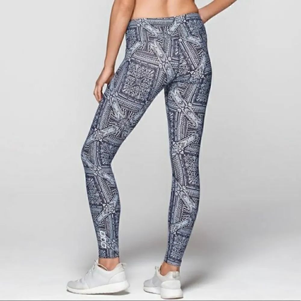 euc Lorna Jane Bohemian Babe Full Length Tight leggings sz extra small